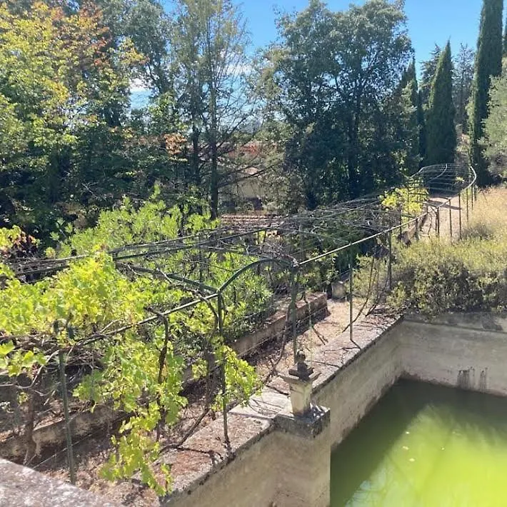 Bed & Breakfast Les Horizons: Year-Round Spa Retreat with Heated Pool Near Nyons Center France